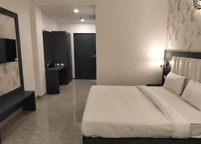 Hotel Varanasi Inn