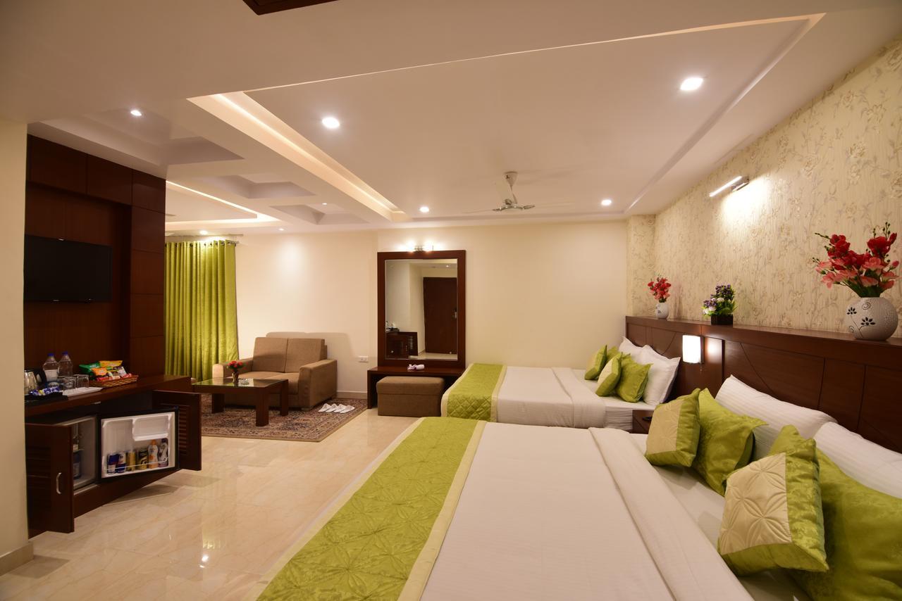 Hotel Varanasi Inn 4*