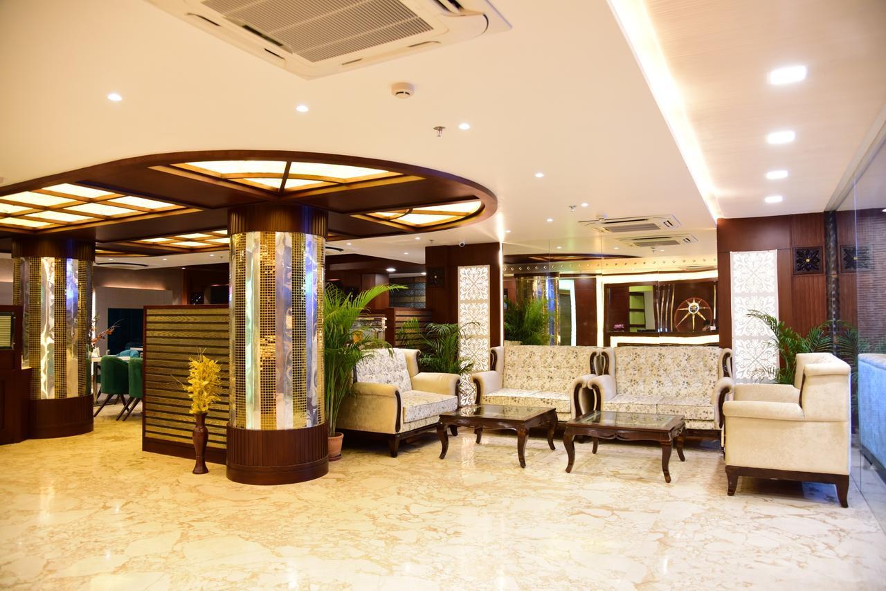 Hotel Varanasi Inn Hotel 4*